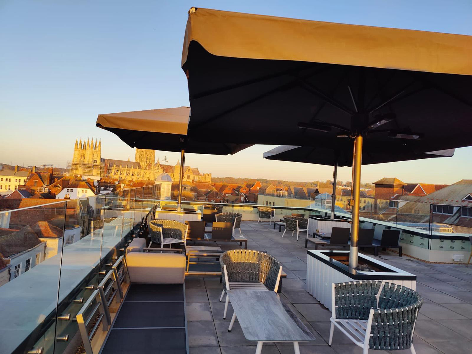 4x 3x5m Savannah - Roof Top Bar Restaurant Canterbury - 2