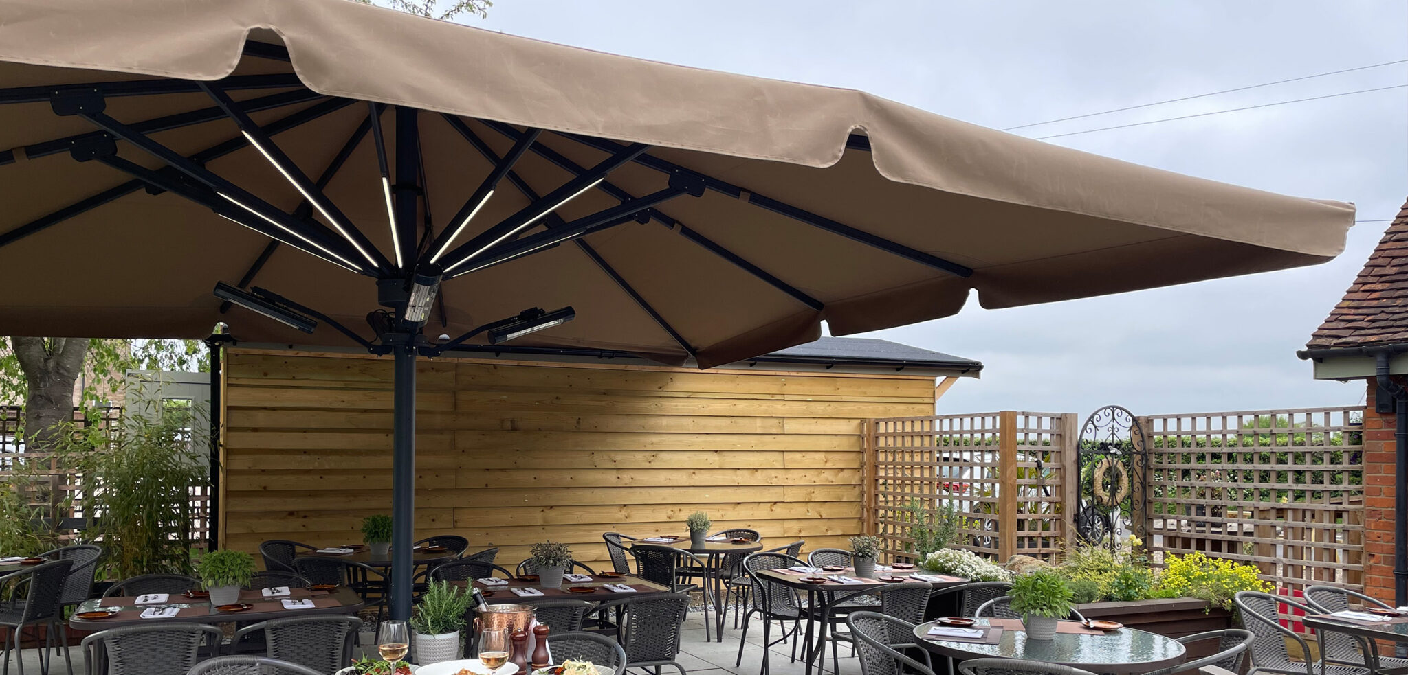 Large Commercial Parasols Shade Specialists large-commercial-parasols-shade-specialists