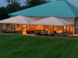 Savannah-Giant-7m-Commercial-Parasols